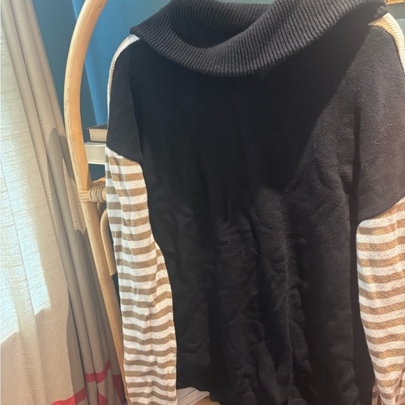 Cabi Mascot Zip Cardigan Brown & White Stripes with Black Trim & Collar - Picture 5 of 5